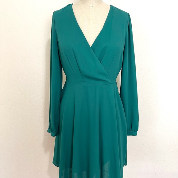 Express emerald green dress - Picture 1 of 3